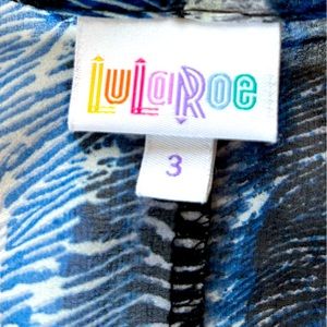 Girls LuLaRoe Camono, size 3, blue and black patterned, flows, oversized